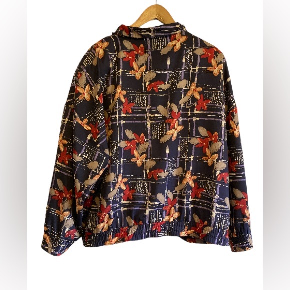 Coastal Grandma Light Jacket - Picture 4 of 7